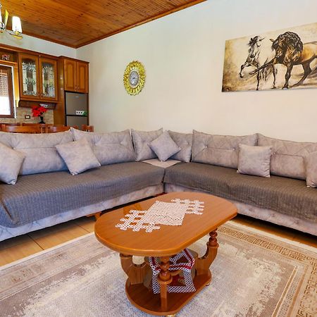 Villa Kevin Berat Kültér fotó